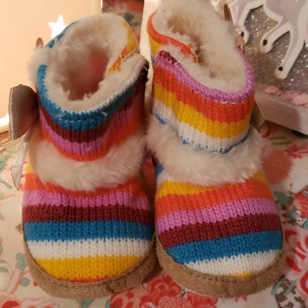 Shoes - Picture 2 of 2